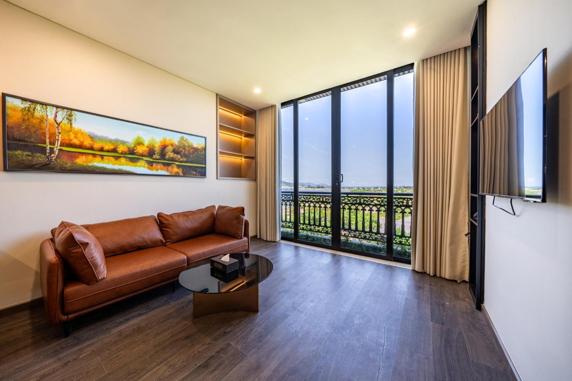 Cami Riverside Resort ダナン市 エクステリア 写真