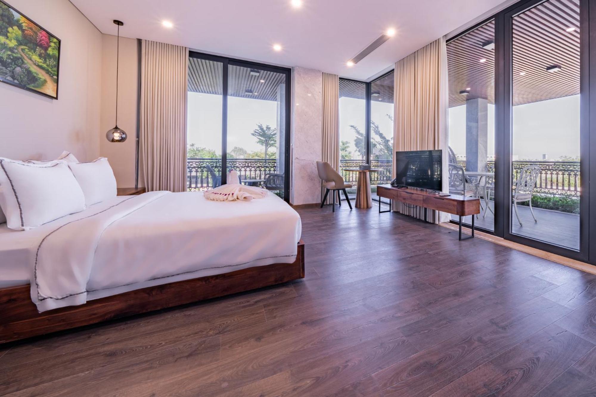 Cami Riverside Resort ダナン市 エクステリア 写真
