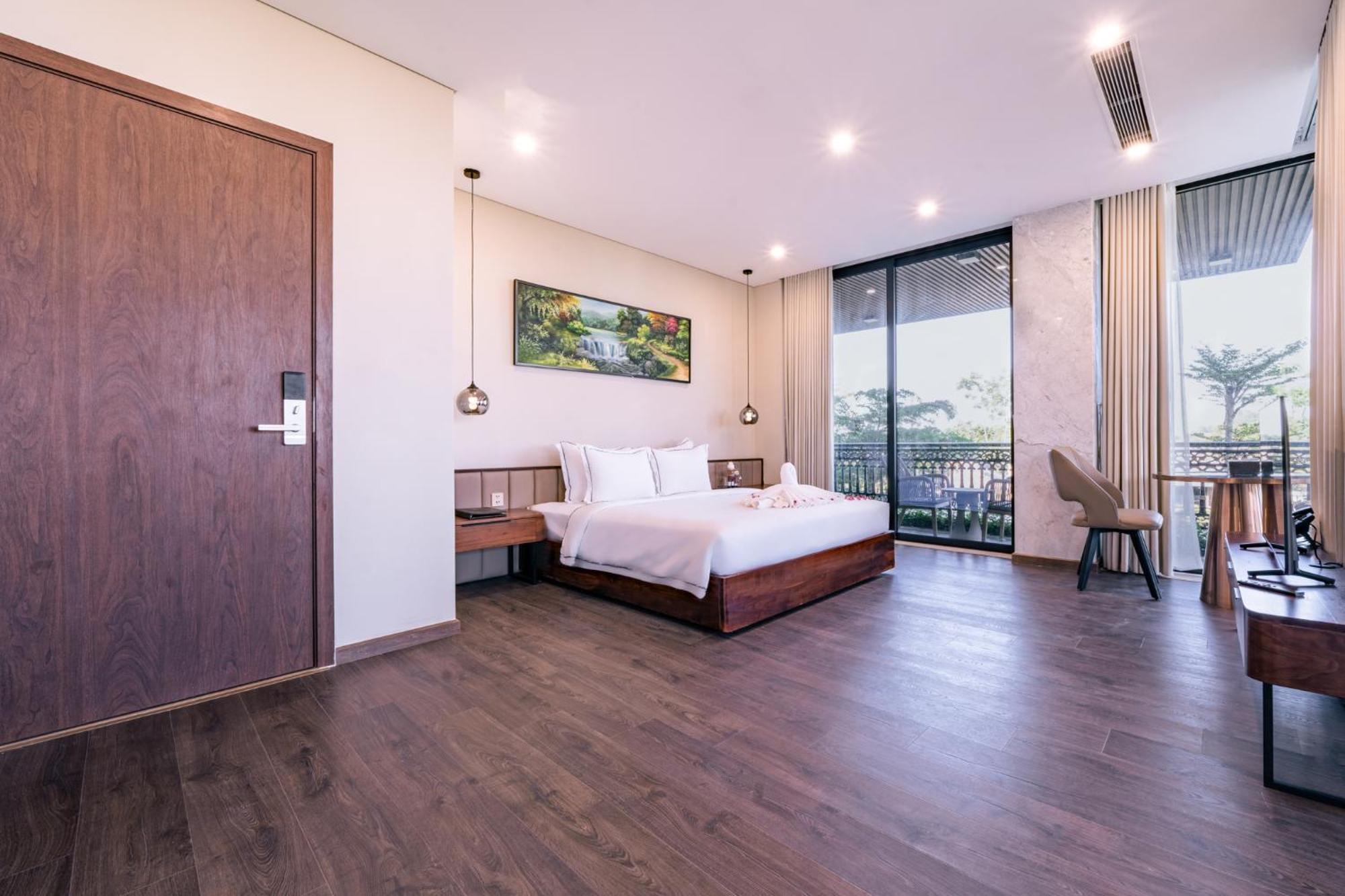 Cami Riverside Resort ダナン市 エクステリア 写真