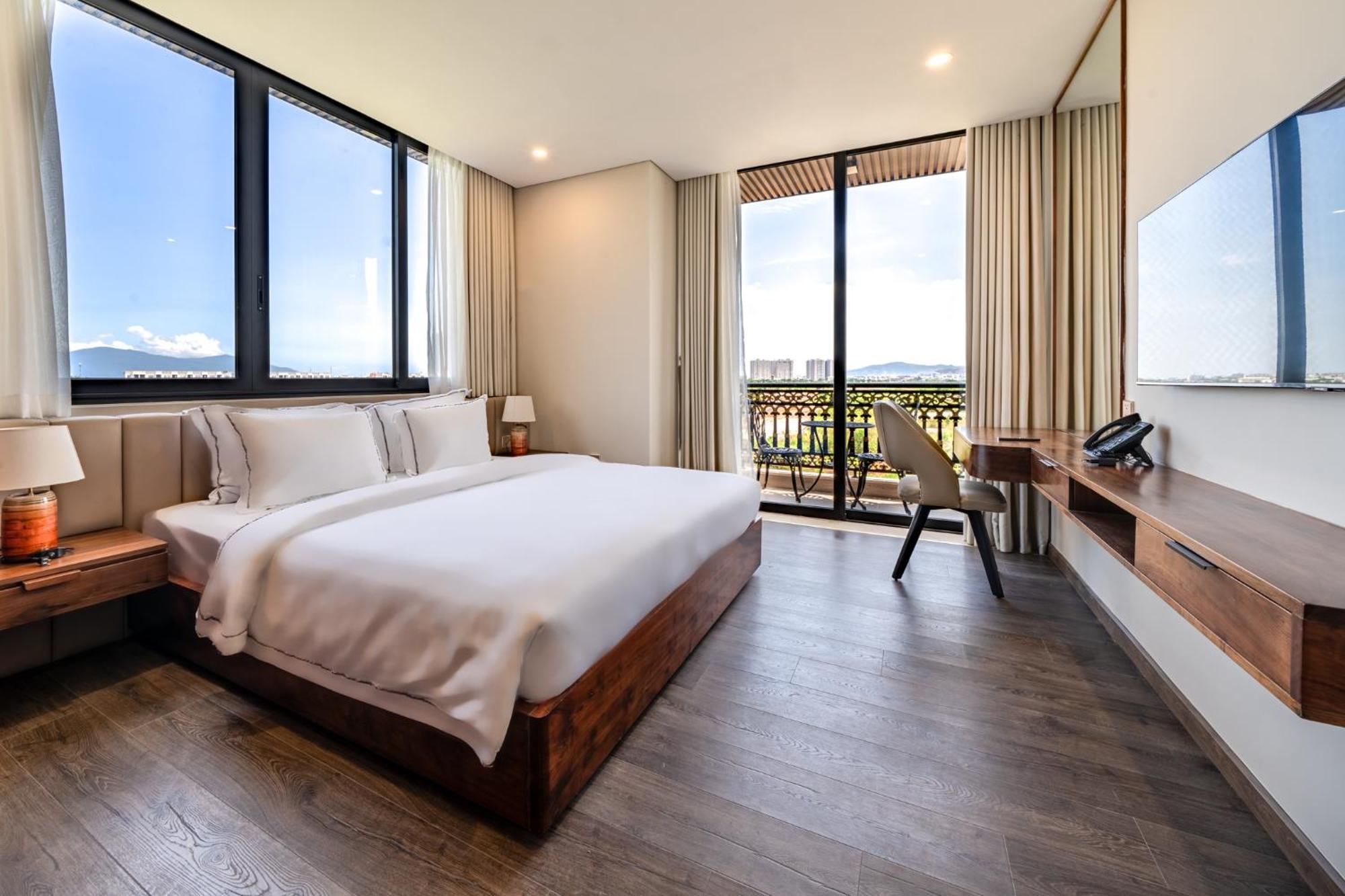 Cami Riverside Resort ダナン市 エクステリア 写真