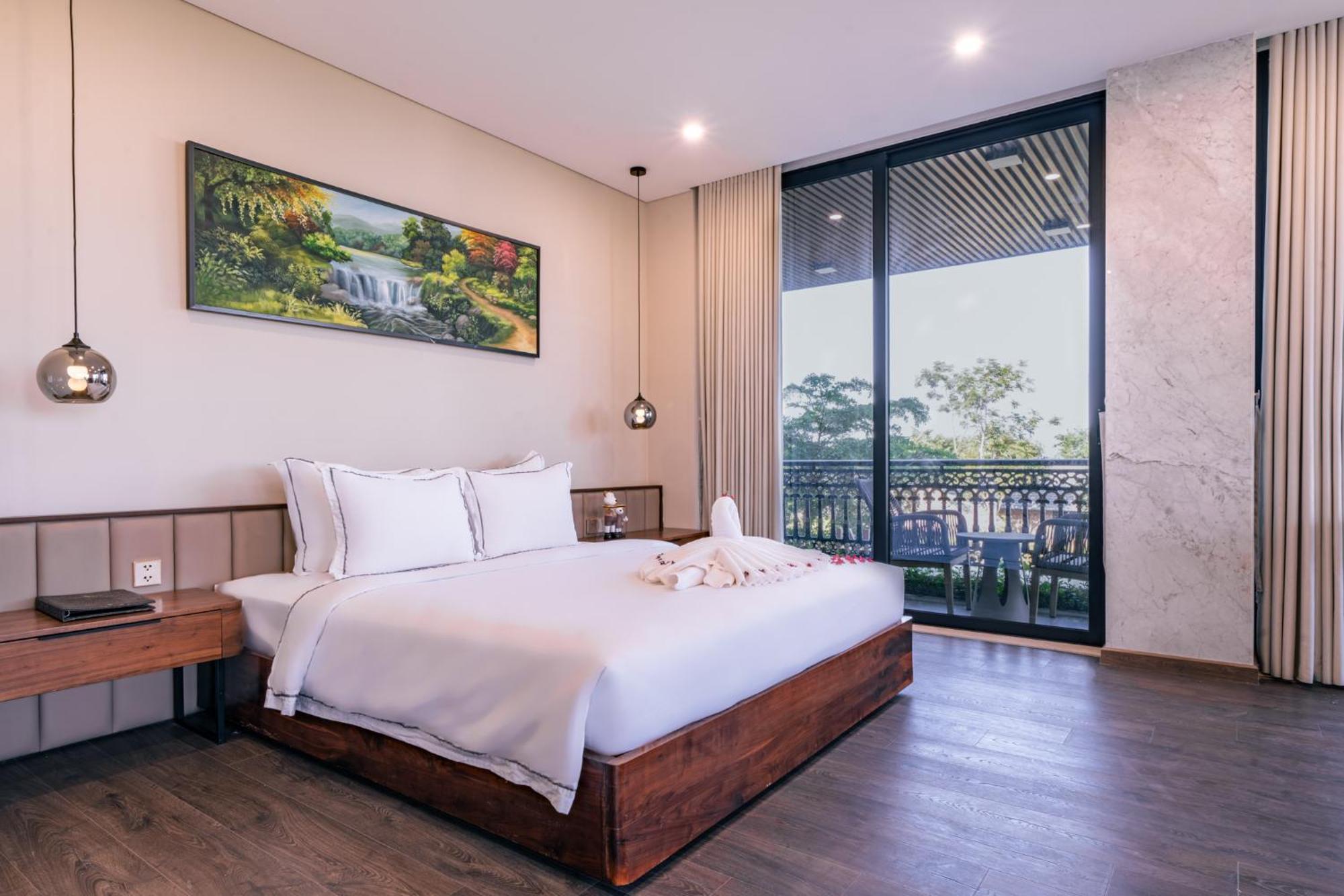 Cami Riverside Resort ダナン市 エクステリア 写真
