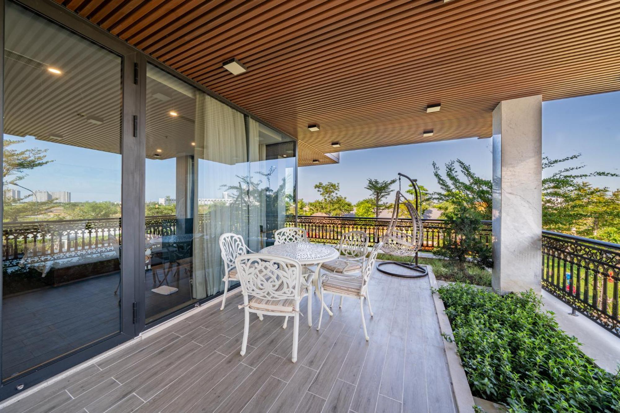 Cami Riverside Resort ダナン市 エクステリア 写真