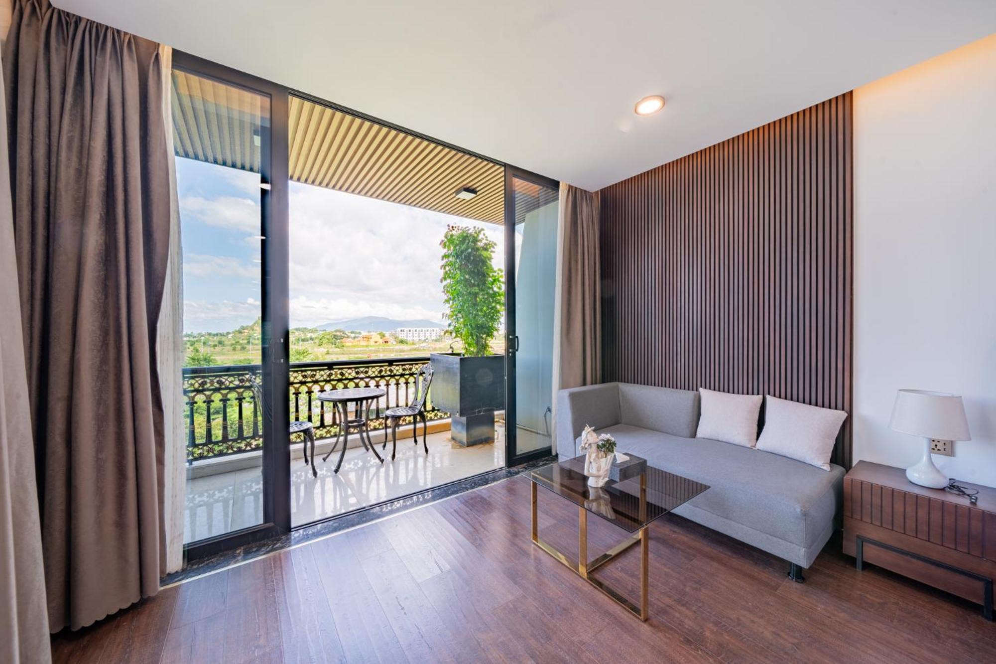 Cami Riverside Resort ダナン市 エクステリア 写真