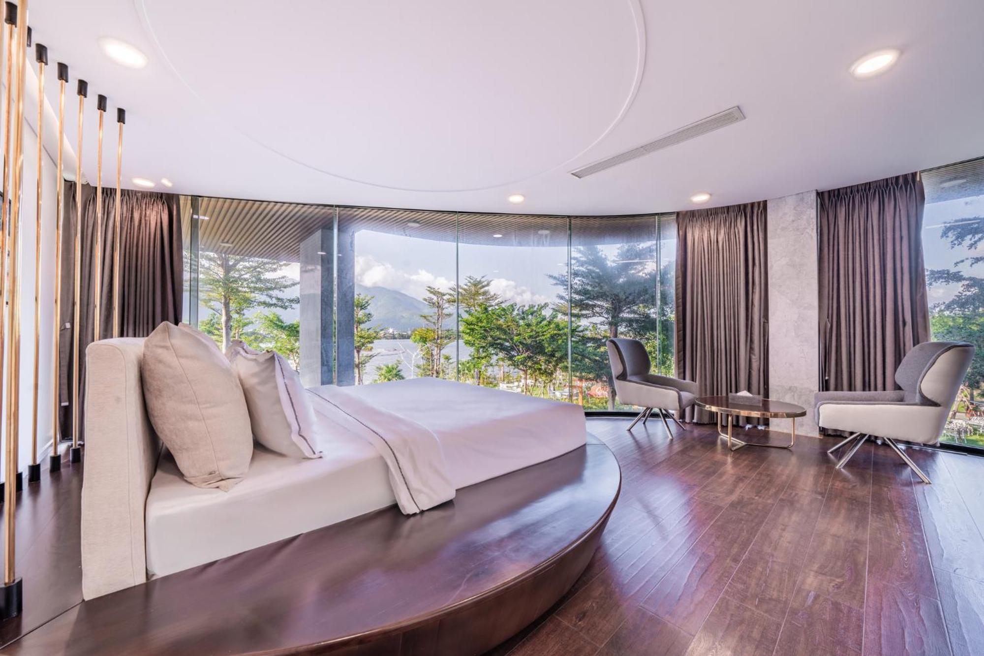 Cami Riverside Resort ダナン市 エクステリア 写真