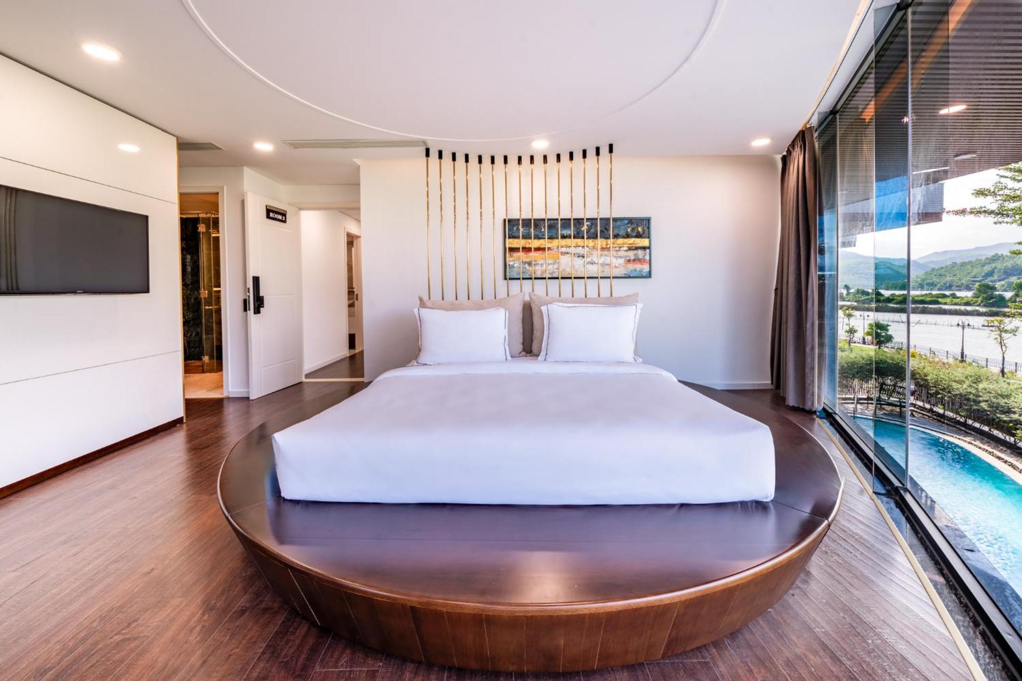 Cami Riverside Resort ダナン市 エクステリア 写真