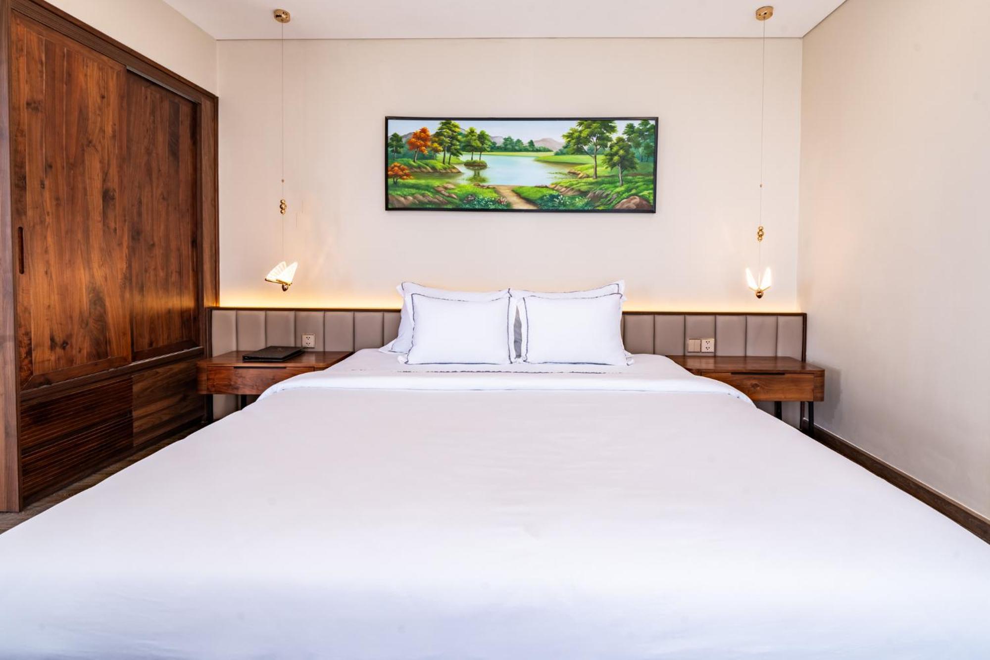Cami Riverside Resort ダナン市 エクステリア 写真