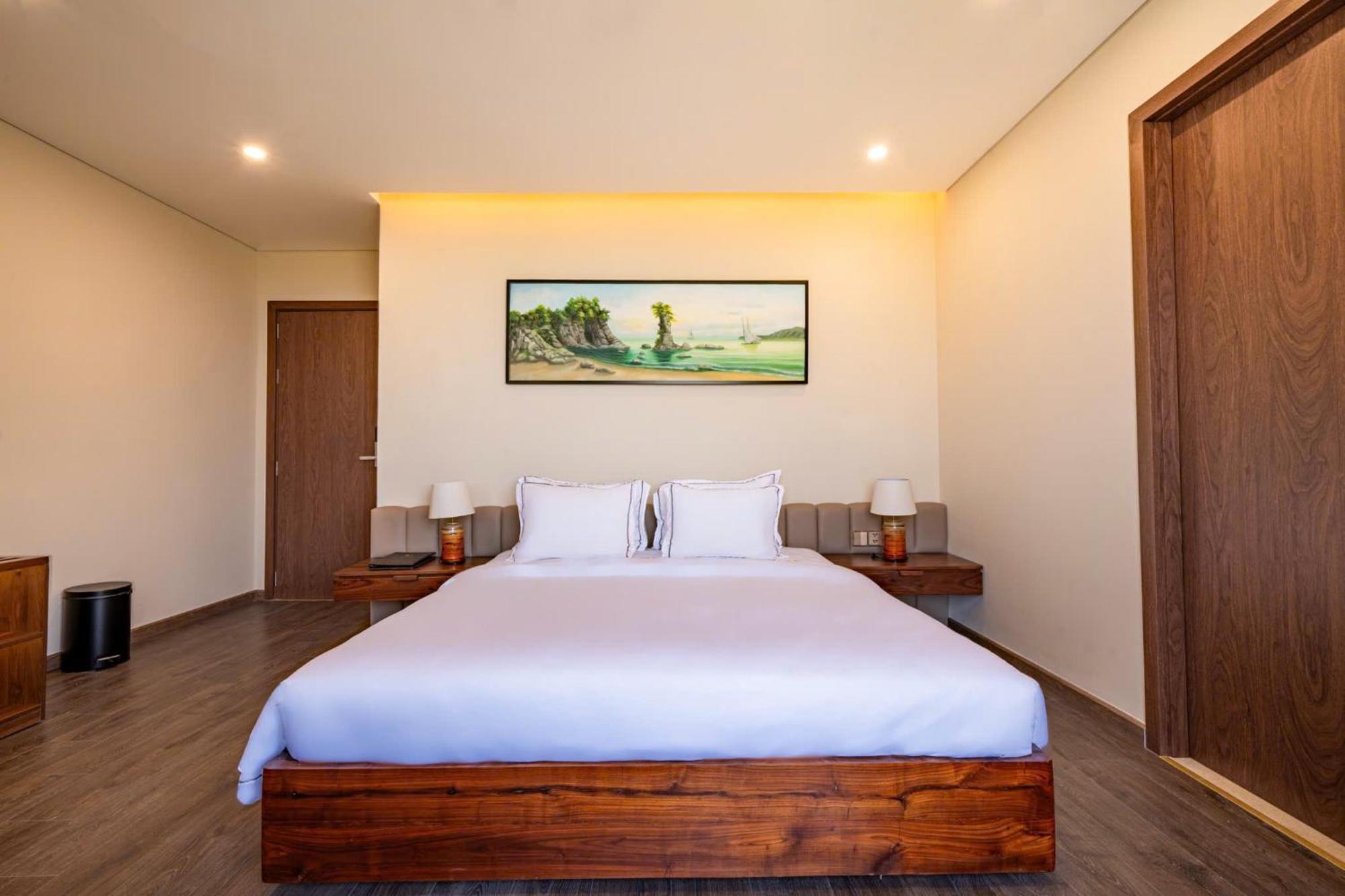 Cami Riverside Resort ダナン市 エクステリア 写真